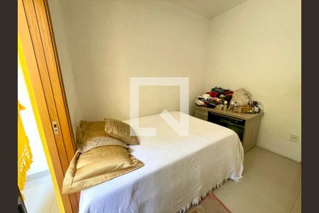 Casa à venda com 193m², 3 quartos e 3 vagas Casa à venda com 193m², 3 quartos e 3 vagasQuarto 2
