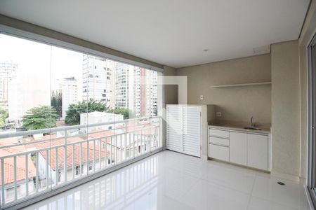 Varanda  de apartamento à venda com 2 quartos, 112m² em Vila Nova Conceição, São Paulo