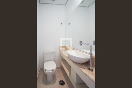 Lavabo de apartamento à venda com 2 quartos, 112m² em Vila Nova Conceição, São Paulo