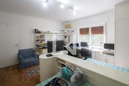 Quarto 1 de casa à venda com 4 quartos, 600m² em Jardim Petrópolis, São Paulo