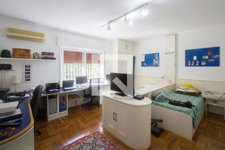 Quarto 1 de casa à venda com 4 quartos, 600m² em Jardim Petrópolis, São Paulo