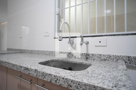 Sala/Cozinha de casa de condomínio à venda com 3 quartos, 110m² em Vila Guilhermina, São Paulo