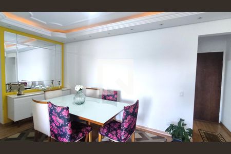 Sala de apartamento à venda com 2 quartos, 90m² em Jardim Tamoio, Jundiaí