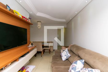 Sala de apartamento à venda com 3 quartos, 64m² em Vila Carmem, São Paulo