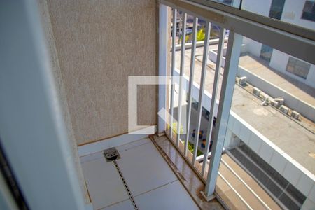 Varanda de apartamento para alugar com 1 quarto, 40m² em Jardim Goiás, Goiânia