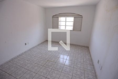 Quarto 1 de apartamento para alugar com 3 quartos, 100m² em Ceilândia Sul (ceilândia), Brasília