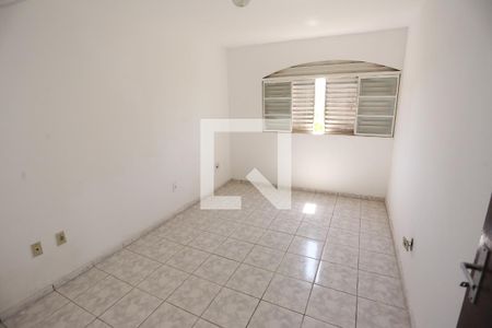 Quarto 2 de apartamento para alugar com 3 quartos, 100m² em Ceilândia Sul (ceilândia), Brasília