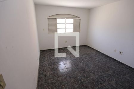 Quarto 1 de apartamento para alugar com 3 quartos, 100m² em Ceilândia Sul (ceilândia), Brasília