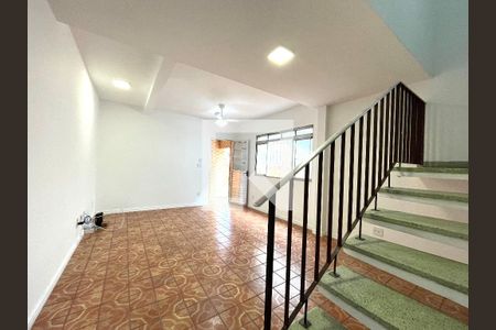 Sala de casa para alugar com 4 quartos, 128m² em Vila Guarani (z Sul), São Paulo