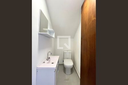 Lavabo de casa para alugar com 4 quartos, 128m² em Vila Guarani (z Sul), São Paulo