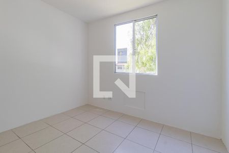 Dormitório 2 de apartamento à venda com 2 quartos, 47m² em Mário Quintana, Porto Alegre