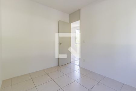 Dormitório 1 de apartamento à venda com 2 quartos, 47m² em Mário Quintana, Porto Alegre