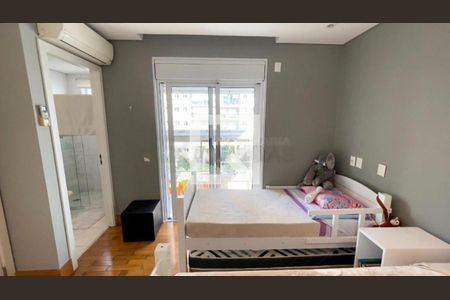 Apartamento à venda com 2 quartos, 130m² em Vila Nova Conceição, São Paulo