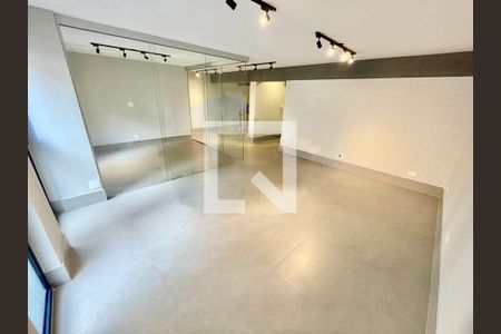 Apartamento à venda com 1 quarto, 82m² em Vila Uberabinha, São Paulo