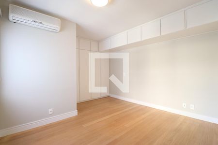 Suíte 1 de apartamento à venda com 3 quartos, 284m² em Alto da Lapa, São Paulo