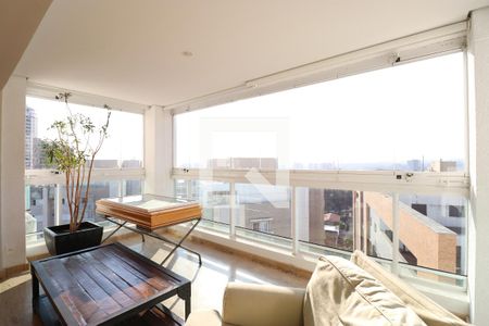 Varanda de apartamento à venda com 3 quartos, 284m² em Alto da Lapa, São Paulo