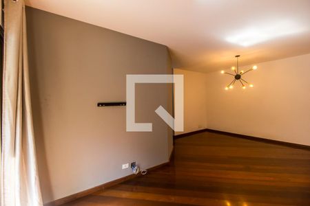 Sala de TV de apartamento à venda com 3 quartos, 120m² em Alphaville, Santana de Parnaíba