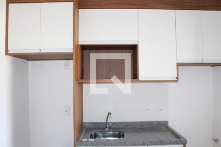 Sala / Cozinha de apartamento para alugar com 2 quartos, 33m² em Água Branca, São Paulo