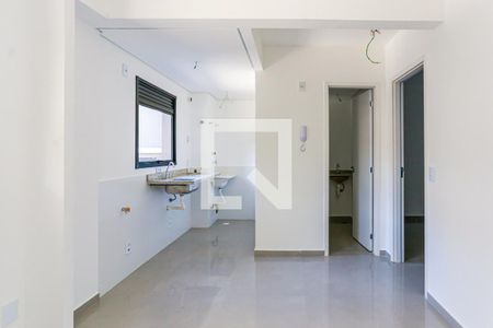 cozinha de apartamento à venda com 1 quarto, 31m² em Jardim Trussardi, São Paulo