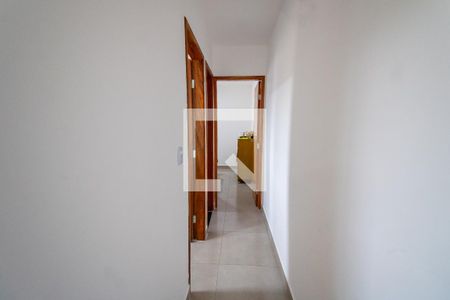 Corredor de apartamento para alugar com 2 quartos, 39m² em Jardim Vila Formosa, São Paulo