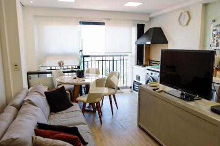 sala de apartamento para alugar com 2 quartos, 62m² em Continental, Osasco