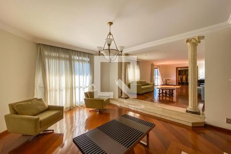 Apartamento à venda com 412m², 4 quartos e 5 vagas Apartamento à venda com 412m², 4 quartos e 5 vagasSala de Lareira