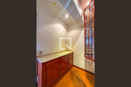 Apartamento à venda com 412m², 4 quartos e 5 vagas Apartamento à venda com 412m², 4 quartos e 5 vagasPrataria