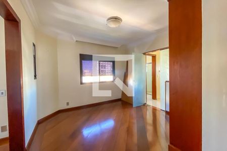 Apartamento à venda com 412m², 4 quartos e 5 vagas Apartamento à venda com 412m², 4 quartos e 5 vagasSuíte 4