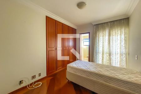 Apartamento à venda com 412m², 4 quartos e 5 vagas Apartamento à venda com 412m², 4 quartos e 5 vagasSuíte 3