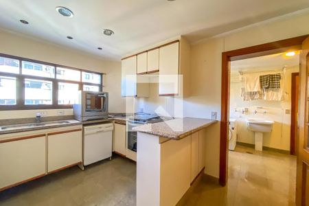 Apartamento à venda com 412m², 4 quartos e 5 vagas Apartamento à venda com 412m², 4 quartos e 5 vagasCozinha