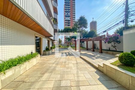 Apartamento à venda com 412m², 4 quartos e 5 vagas Apartamento à venda com 412m², 4 quartos e 5 vagasÁrea Comum