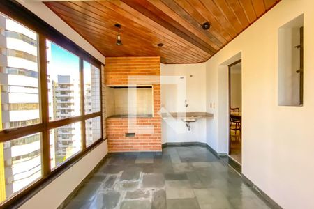 Apartamento à venda com 412m², 4 quartos e 5 vagas Apartamento à venda com 412m², 4 quartos e 5 vagasVaranda Gourmet