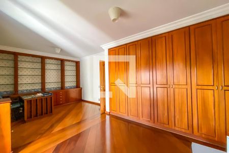 Apartamento à venda com 412m², 4 quartos e 5 vagas Apartamento à venda com 412m², 4 quartos e 5 vagasSuíte 1