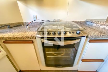 Apartamento à venda com 412m², 4 quartos e 5 vagas Apartamento à venda com 412m², 4 quartos e 5 vagasCozinha