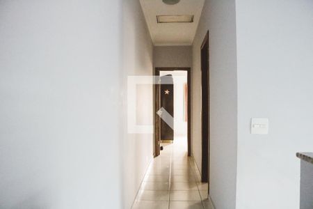 Corredor de casa para alugar com 4 quartos, 160m² em Jardim Primavera, São Paulo