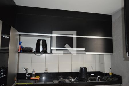 Cozinha de apartamento à venda com 2 quartos, 43m² em Chácaras Reunidas Santa Terezinha, Contagem