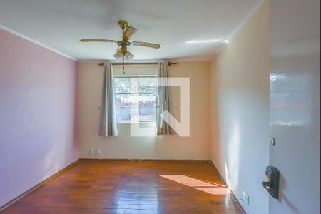 Sala de apartamento para alugar com 3 quartos, 90m² em Vila Marieta, Campinas