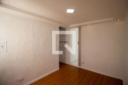 Sala de apartamento para alugar com 2 quartos, 44m² em Conjunto Residencial José Bonifácio, São Paulo