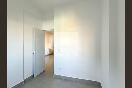 Quarto 1 de apartamento para alugar com 2 quartos, 50m² em Jardim Sao Jose, São Paulo