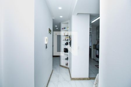 Corredor de apartamento à venda com 3 quartos, 95m² em São Lucas, Belo Horizonte