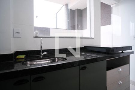 Cozinha  de apartamento para alugar com 1 quarto, 70m² em Vila Nova Savoia, São Paulo