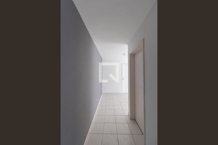 Corredor  de apartamento à venda com 2 quartos, 563m² em Vila Nova Curuçá, São Paulo