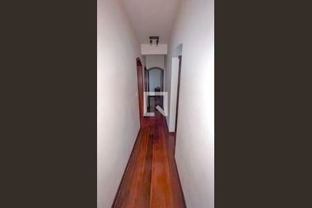 Corredor de apartamento para alugar com 3 quartos, 100m² em União, Belo Horizonte