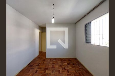 Quarto 1 de casa para alugar com 3 quartos, 260m² em Vila Marari, São Paulo