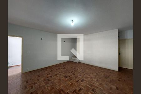 Sala de casa para alugar com 3 quartos, 260m² em Vila Marari, São Paulo