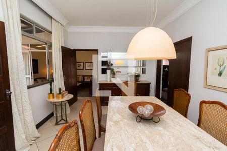 Sala de Jantar de casa à venda com 4 quartos, 420m² em Jardim Riacho das Pedras, Contagem