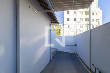 Área Externa de casa à venda com 3 quartos, 188m² em Fernão Dias, Belo Horizonte