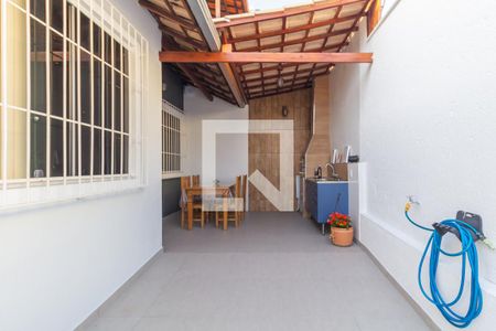 Área de Serviço de casa à venda com 3 quartos, 188m² em Fernão Dias, Belo Horizonte