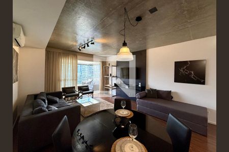 Sala de apartamento para alugar com 1 quarto, 69m² em Cidade Monções, São Paulo