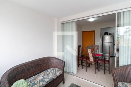 Varanda da sala de apartamento à venda com 2 quartos, 68m² em Castelo, Belo Horizonte